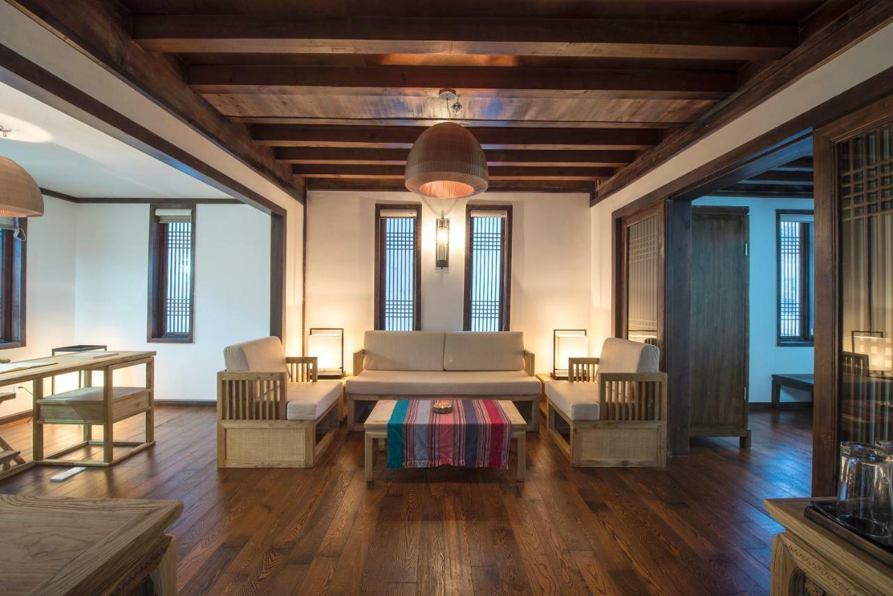 Lijiang Cheriton Hotel エクステリア 写真