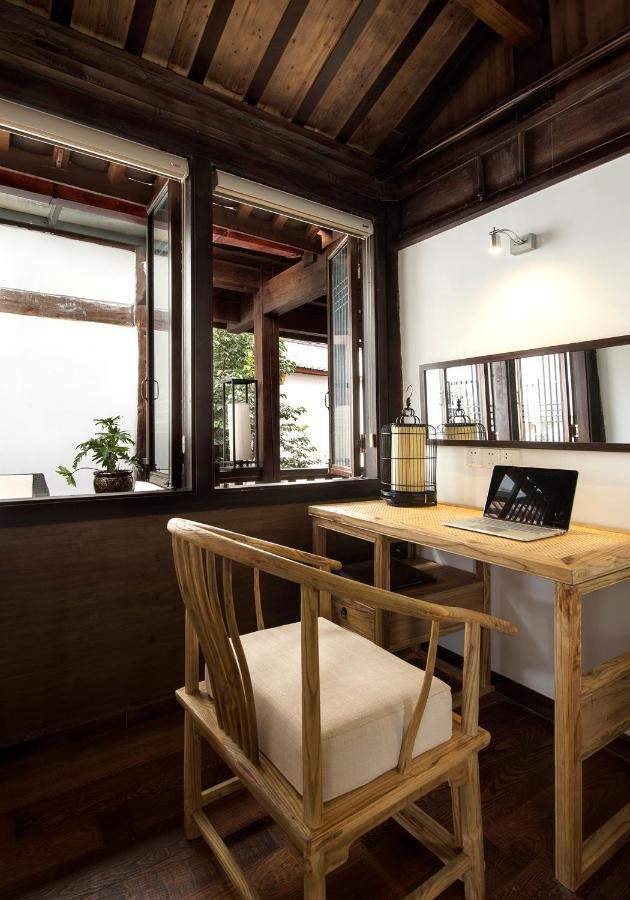 Lijiang Cheriton Hotel エクステリア 写真